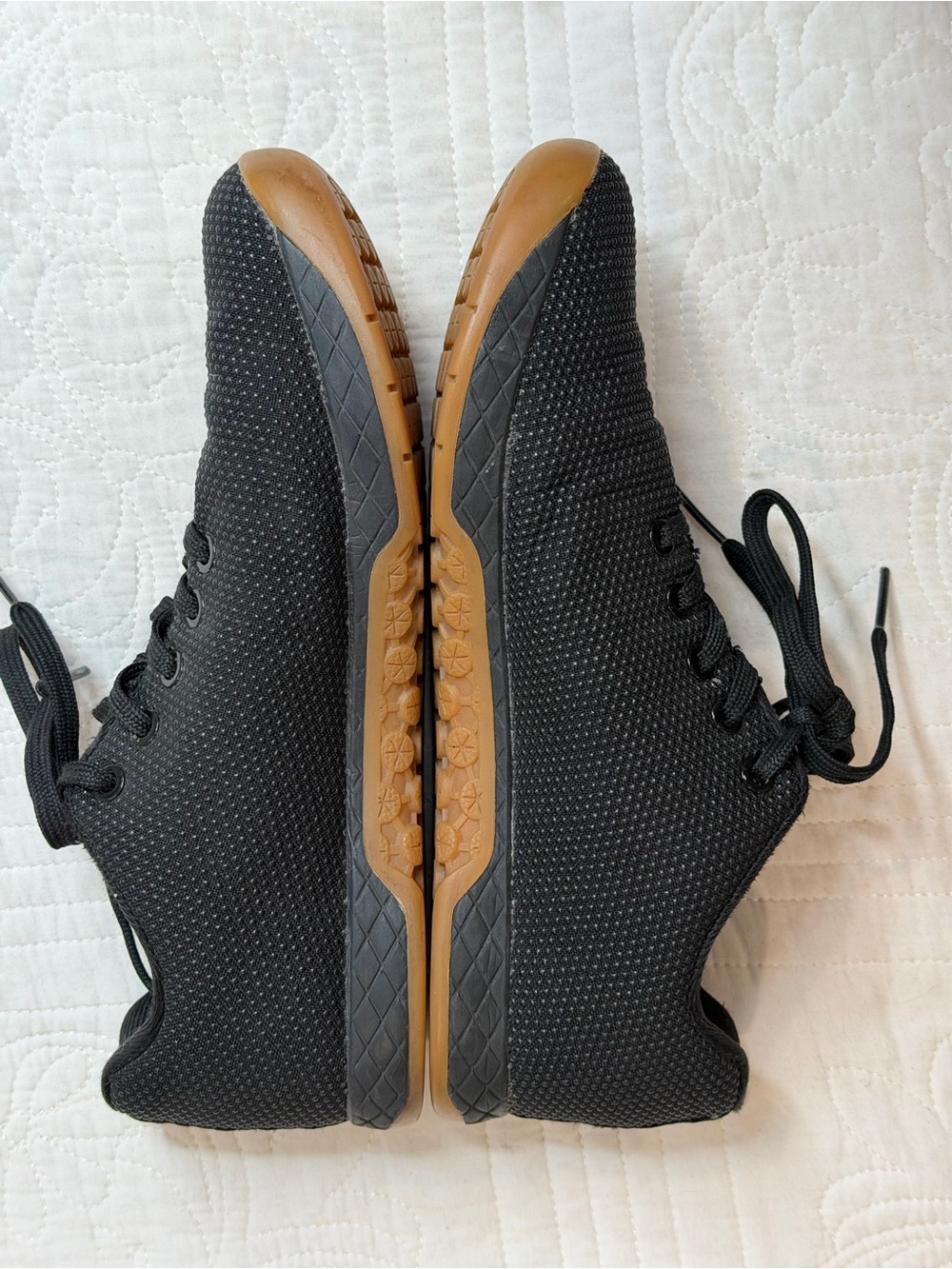 Nobull Trainers Shoes Black Gum Outwork Sneaker Lace up Super Mens 7 Women’s 8.5 - Picture 3 of 9